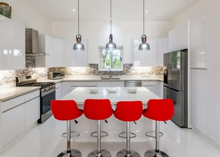 Modern And In A Peaceful Gated Community With A Private Swimming Pool Holiday home Brasilito