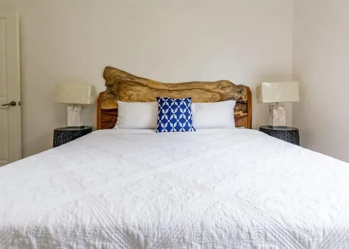 Modern And In A Peaceful Gated Community With A Private Swimming Pool Holiday home
