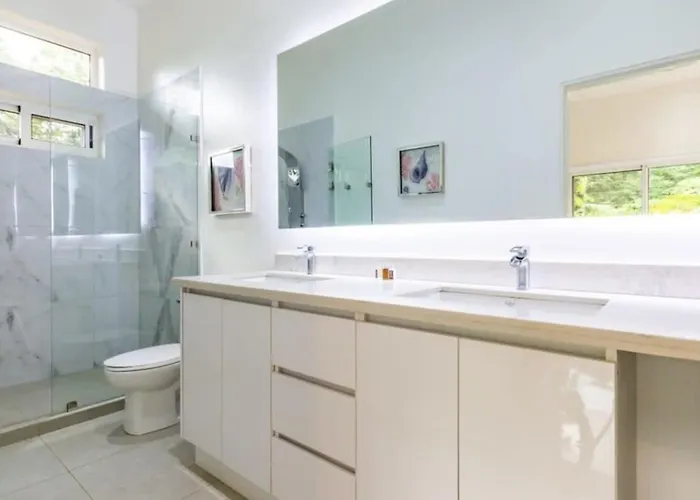 Modern And In A Peaceful Gated Community With A Private Swimming Pool Holiday home Brasilito