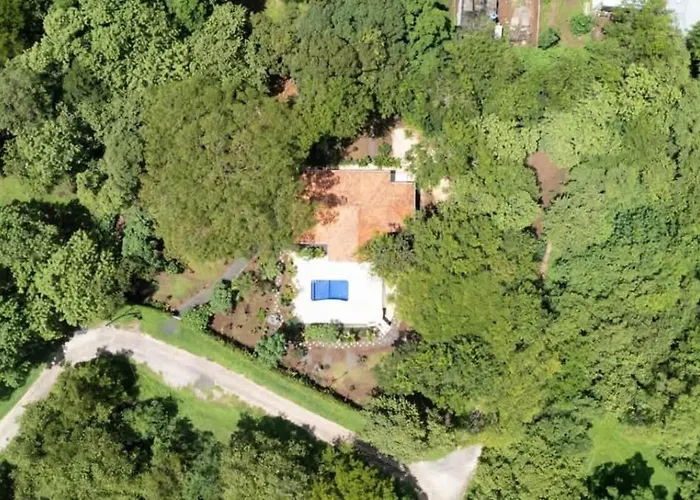 Holiday home Modern And In A Peaceful Gated Community With A Private Swimming Pool